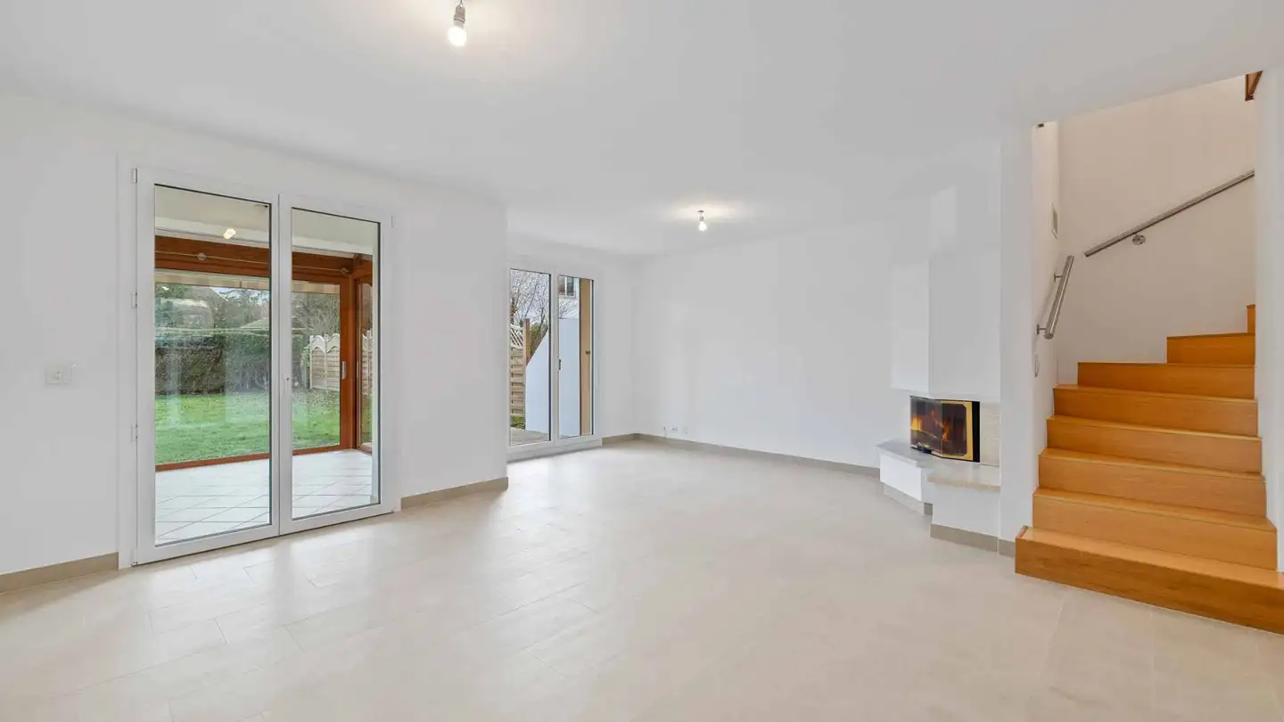 Semi-detached house for rent - 1169 Yens - Photo 3