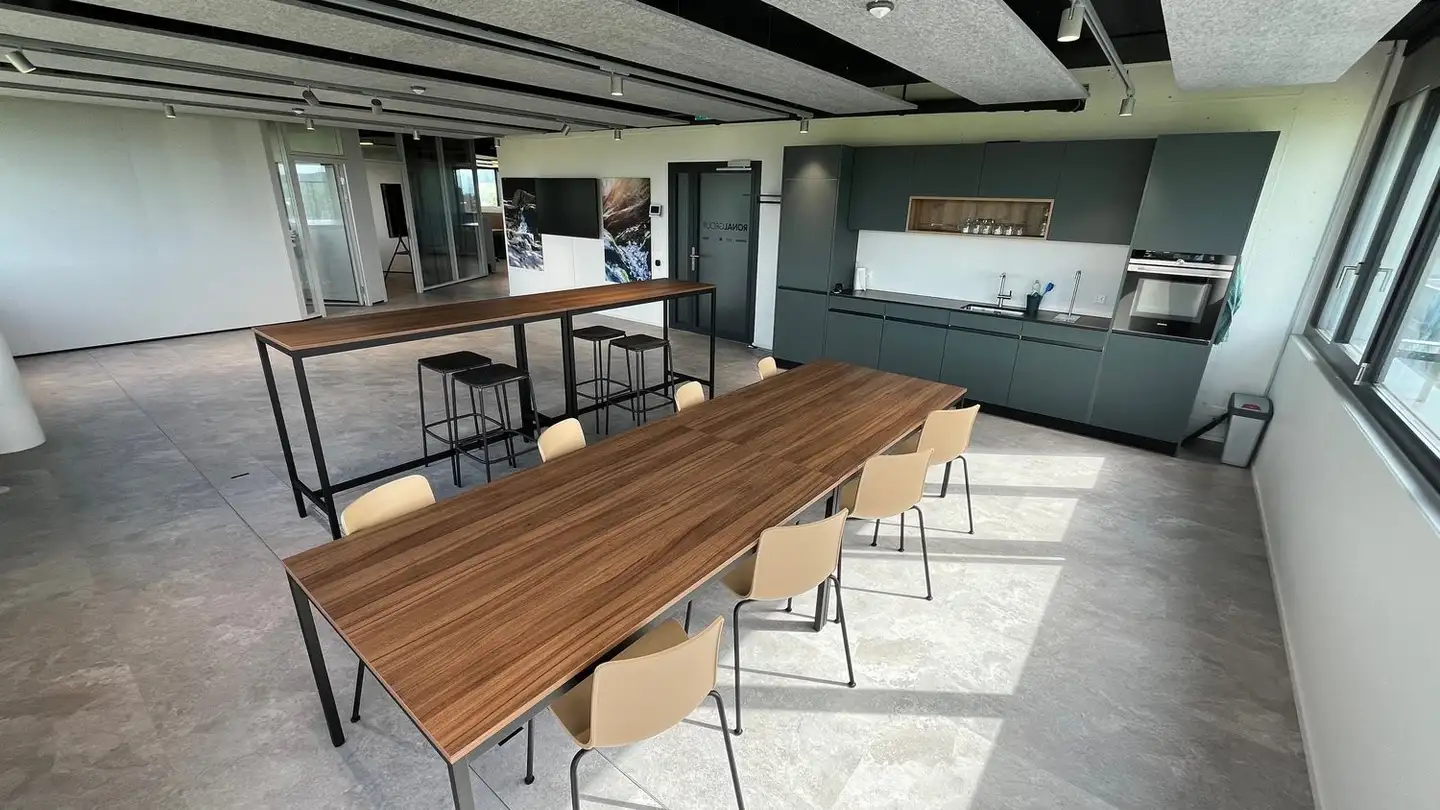 Bureau à louer - Mittelgäustrasse 81, 4617 Gunzgen - Photo 2