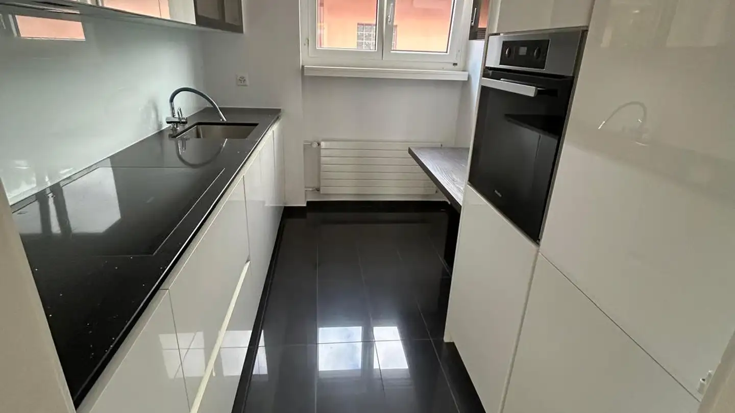 Appartement à louer - Via Sole 11, 6942 Savosa