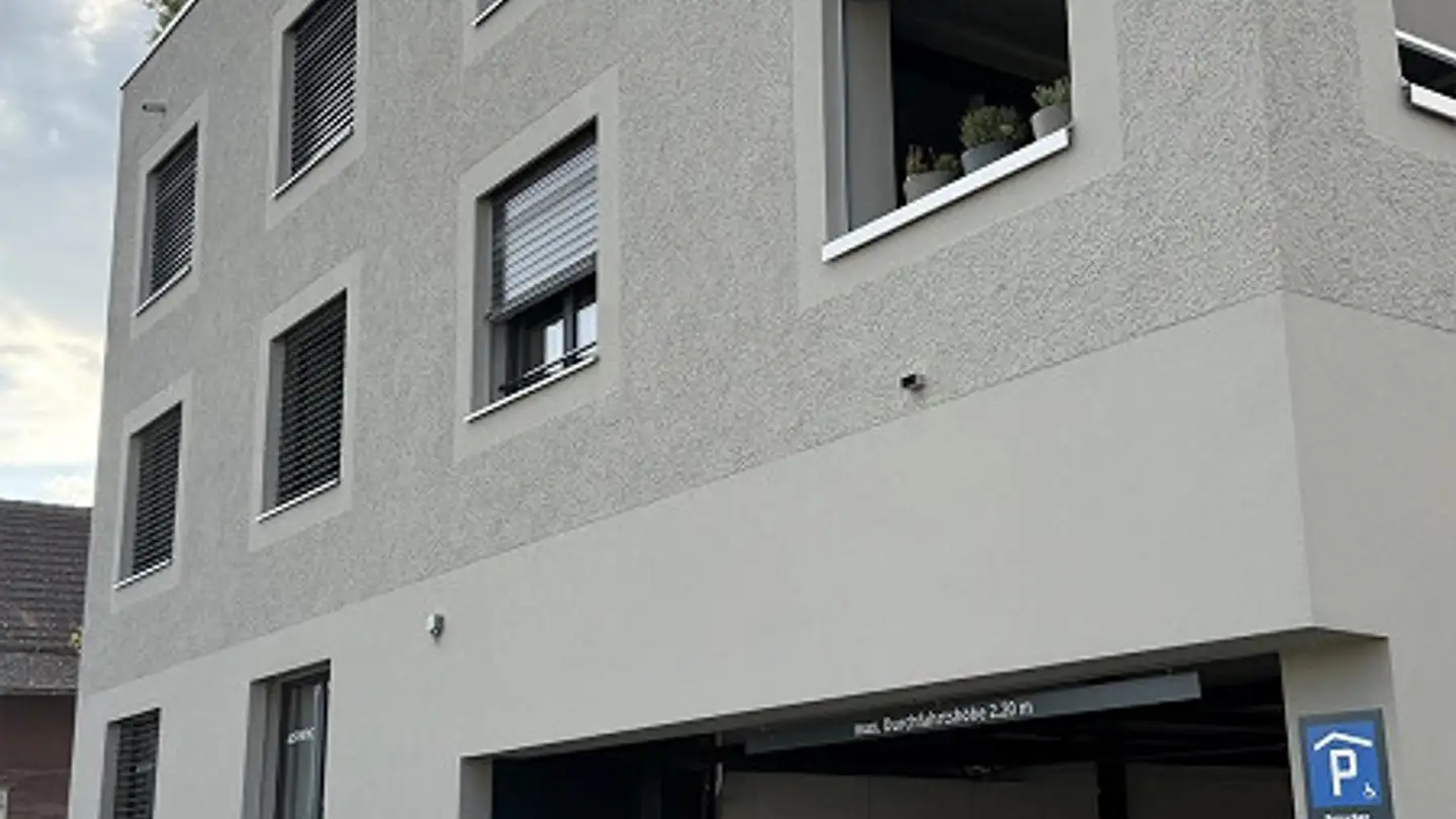 Überdachter Parkplatz mieten - Im Unterstein 1, 9450 Altstätten SG