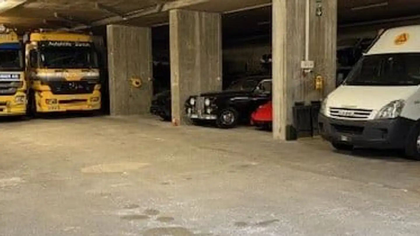 Industrial property for rent - Hertistrasse 26, 8304 Wallisellen