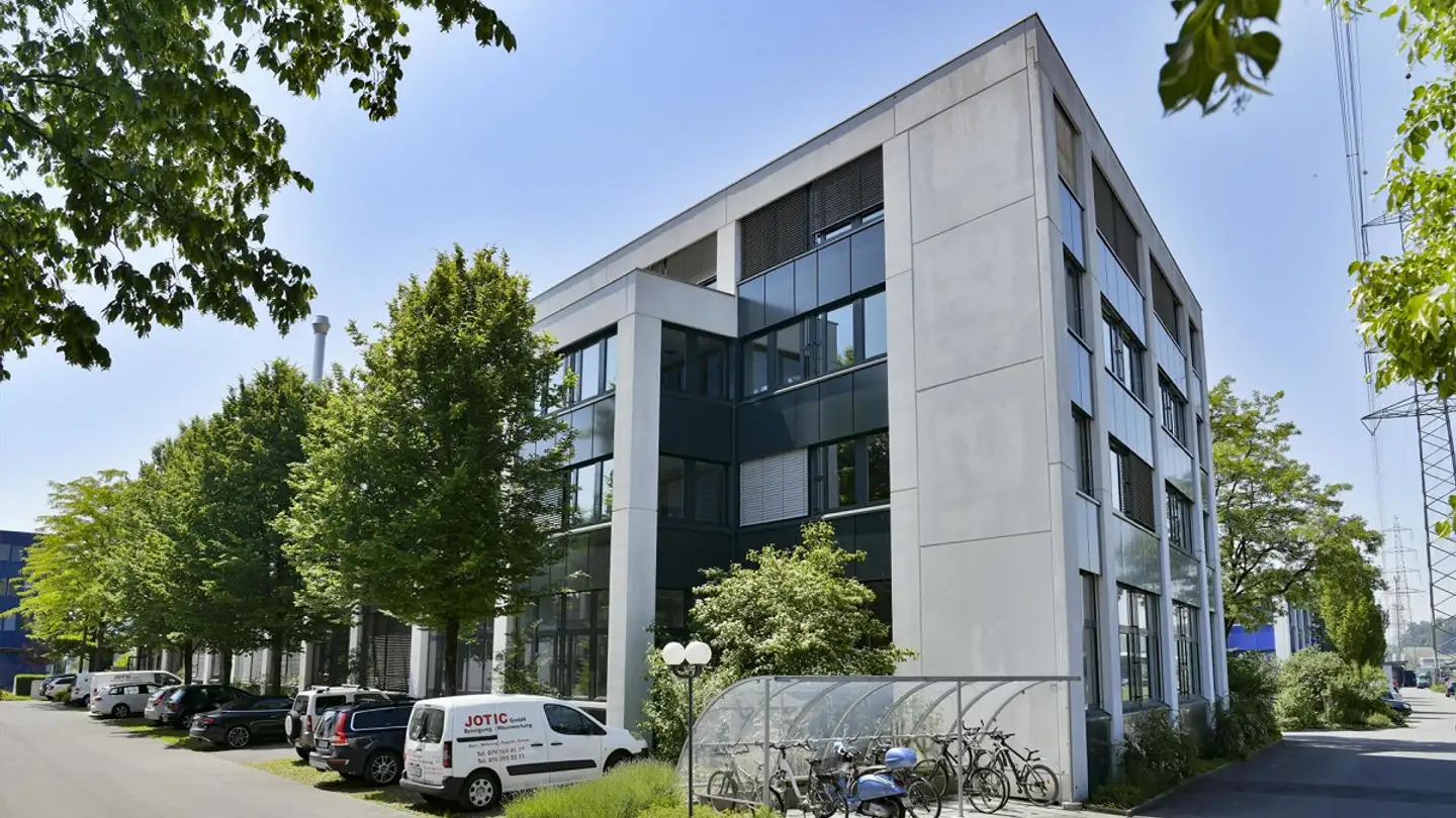 Bureau à louer - Sennweidstrasse 43, 6312 Steinhausen