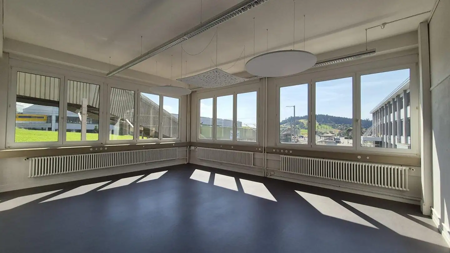 Gewerbe mieten - Rohrstrasse 56, 3507 Biglen - Foto 3