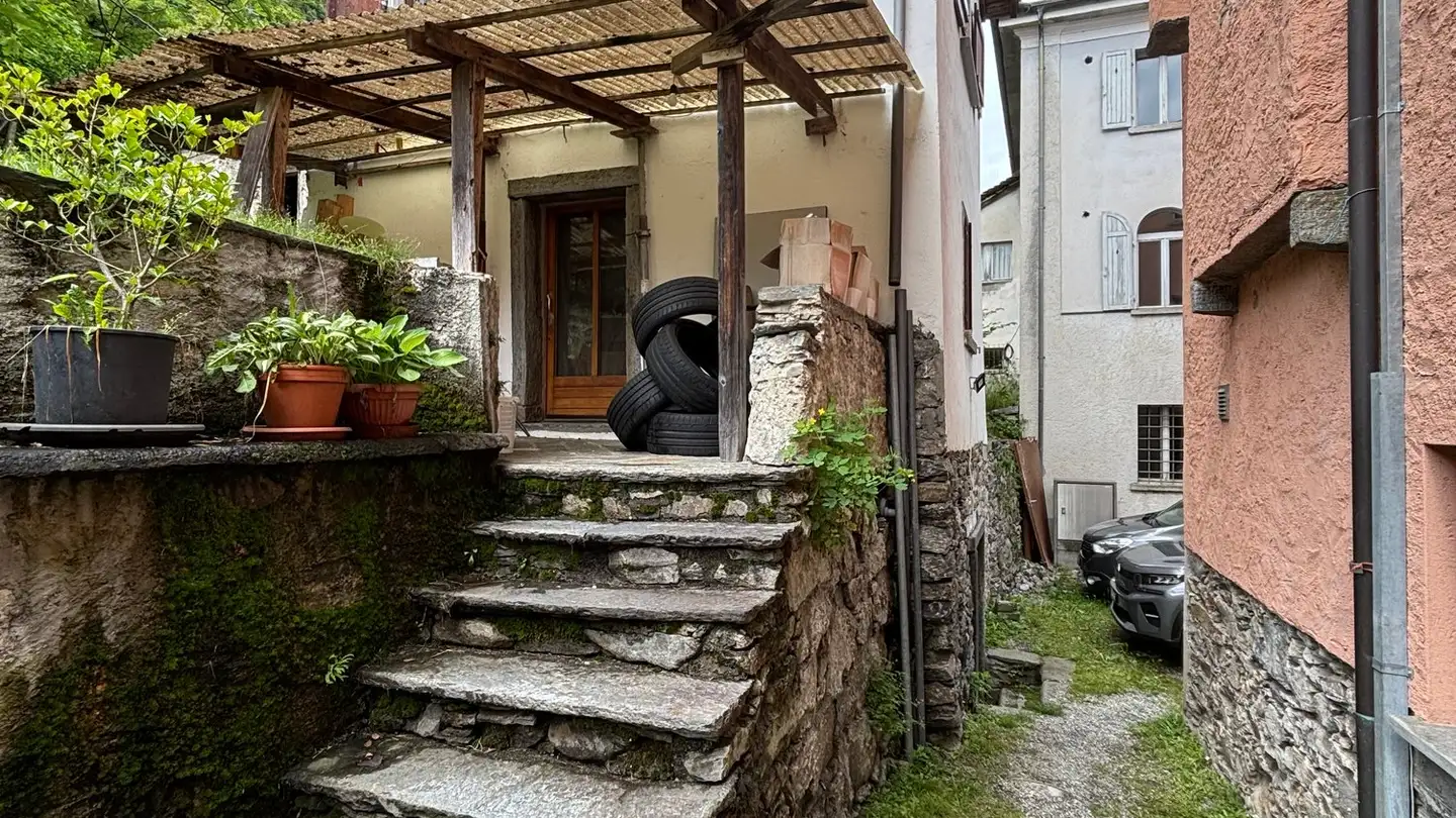 Einfamilienhaus kaufen - Stradón 36, 6558 Lostallo - Foto 3