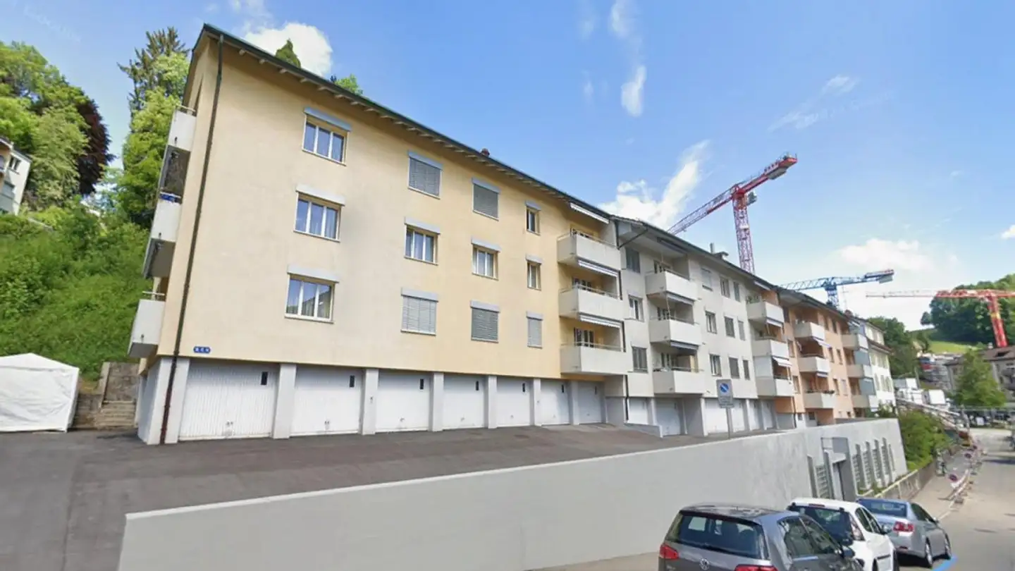 Place de parking extérieure à louer - Im Grund 12, 9012 St. Gallen