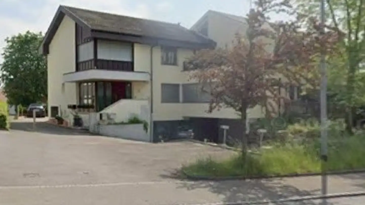 Casa bifamiliare in vendita - Hinterdorfstrasse 4, 5644 Auw