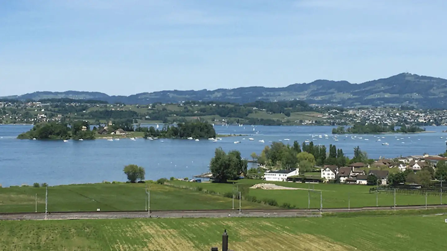 Appartement en terrasse à louer - Rainstrasse 54, 8808 Pfäffikon SZ