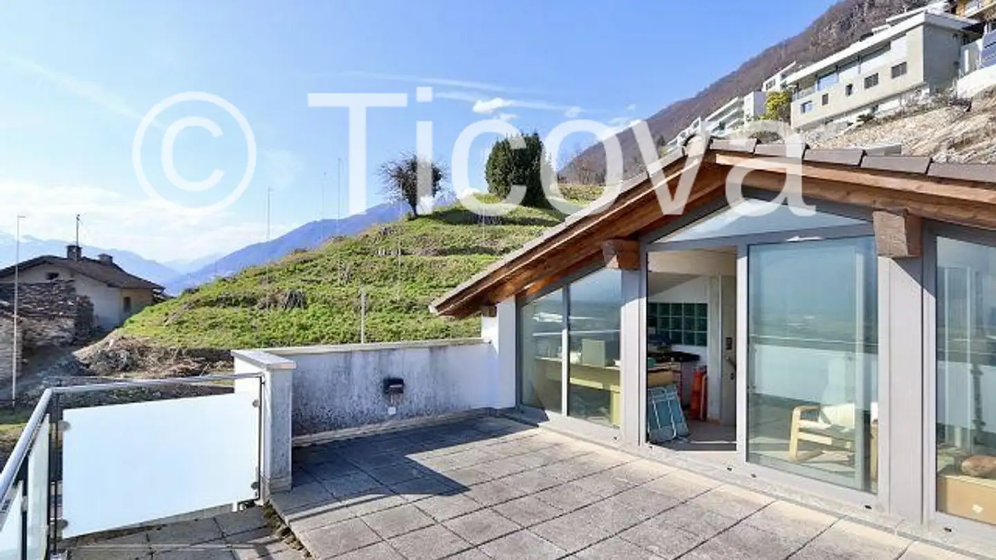 Casa singola in vendita - 6596 Gordola - Photo 2