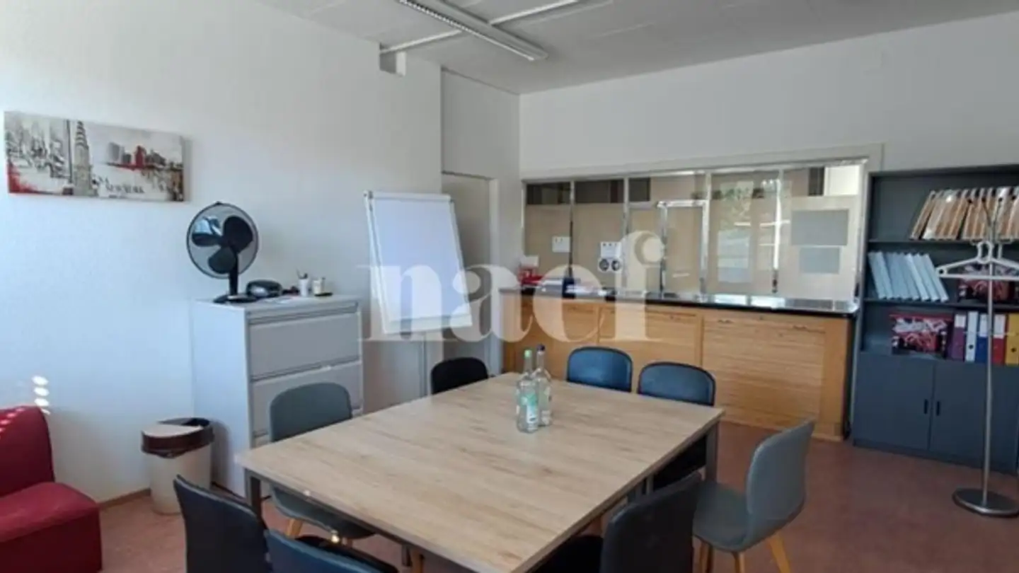 Spazio ufficio in affitto - Avenue Léopold-Robert 65, 2300 La Chaux-de-Fonds
