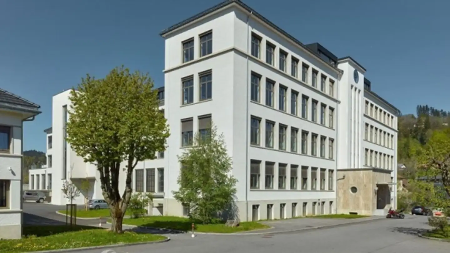 Spazio ufficio in affitto - Avenue Du Technicum 42, 2400 Le Locle - Photo 2