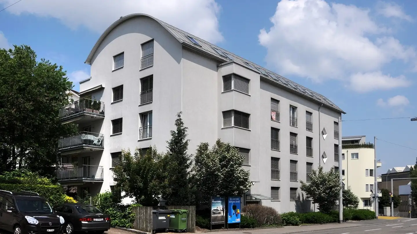 Place de parking souterraine à louer - Birchstrasse 133, 8050 Zürich