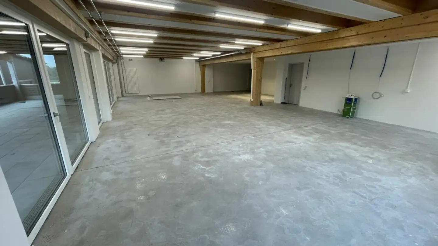 Mixed-use building for rent - Tägerhardring 3, 5436 Würenlos - Photo 3