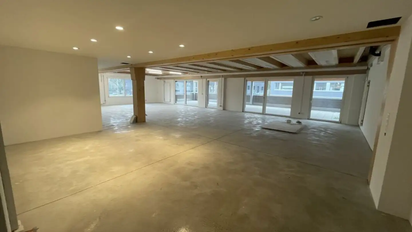 Mixed-use building for rent - Tägerhardring 3, 5436 Würenlos
