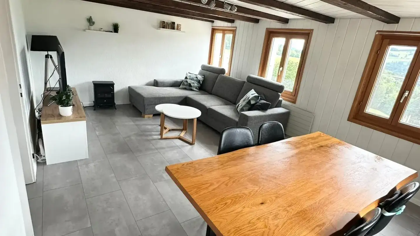 Wohnung mieten - 1645 Le Bry