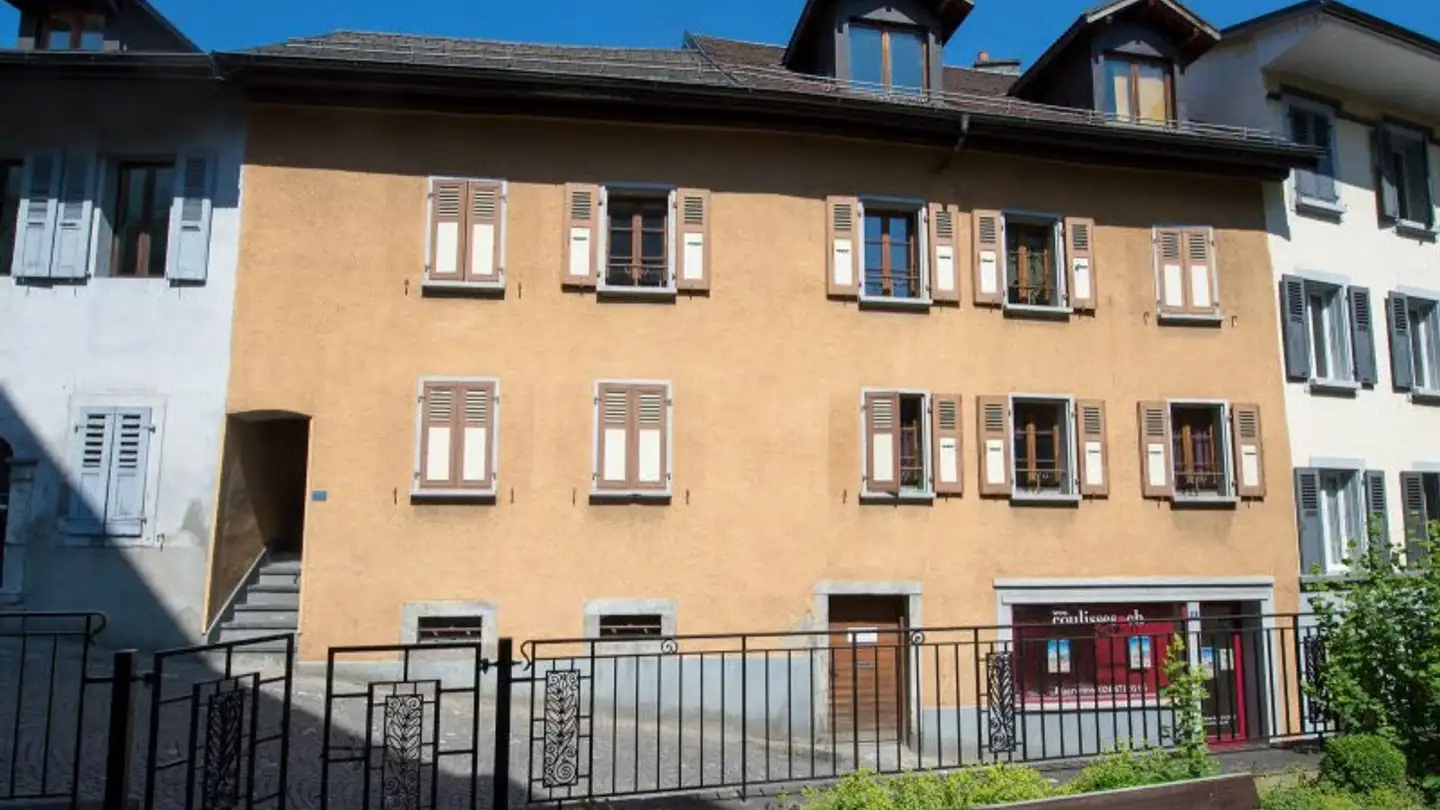 Appartement à louer - Rue Du Bourg-Aux-Favres 8, 1870 Monthey - Photo 2