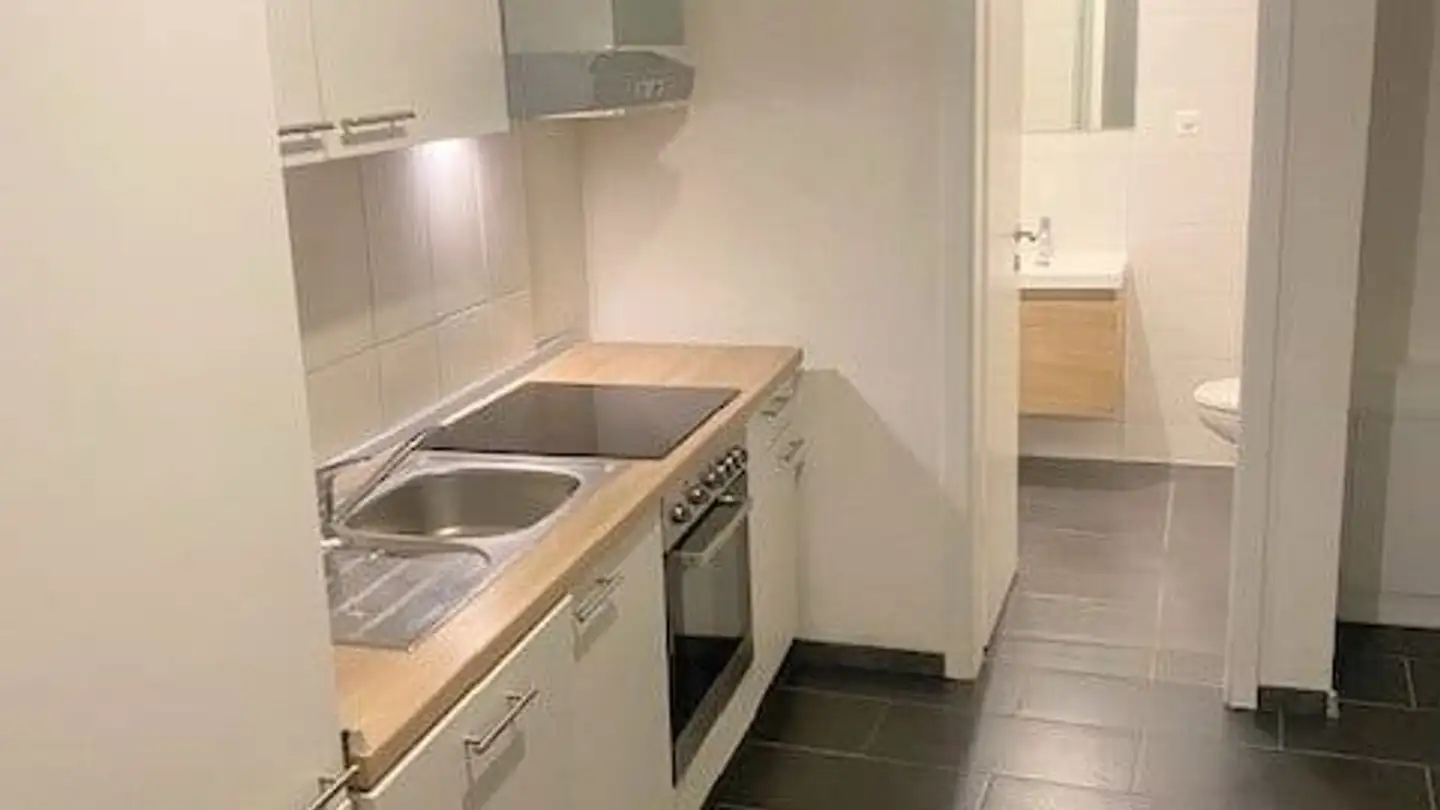 Studio for rent - Rue Jean-Grimoux, 1700 Fribourg - Photo 3