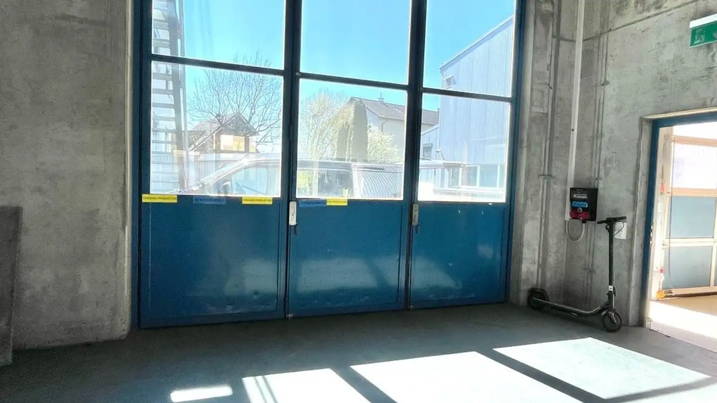 Commercial à louer - Motorenstrasse 6, 8623 Wetzikon ZH - Photo 2