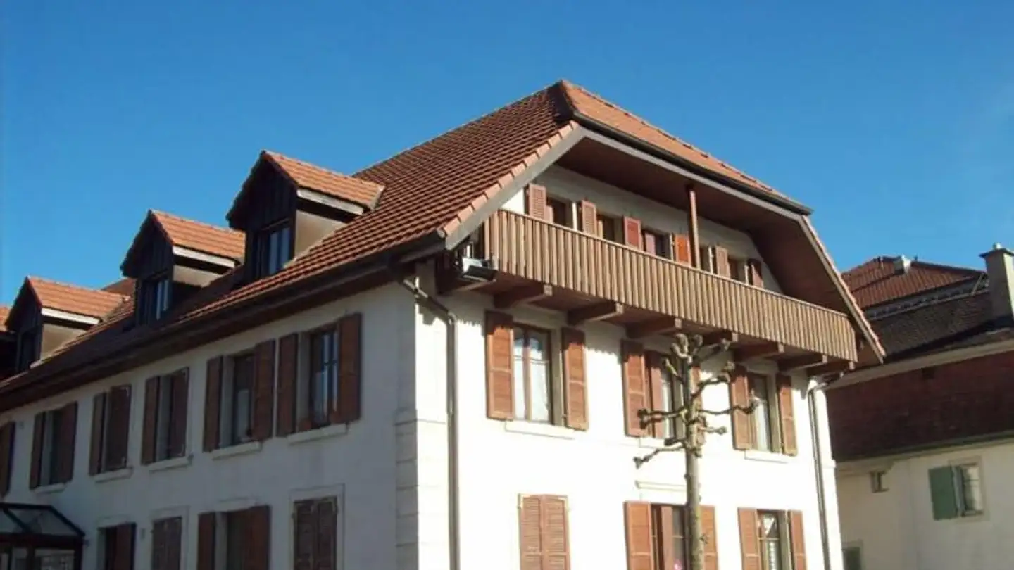 Residential building for sale - 2950 Courgenay