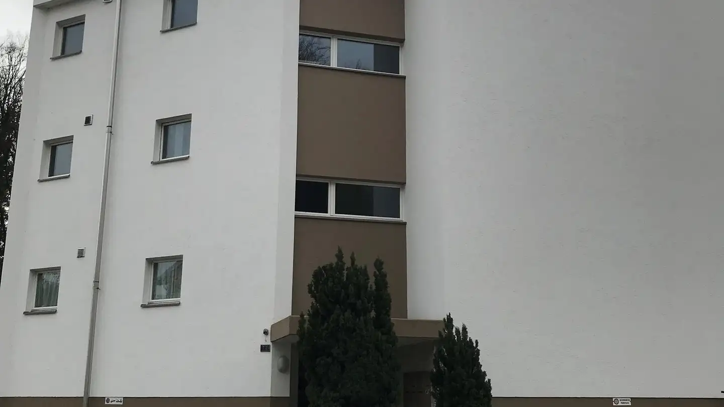 Place de parking extérieure à louer - Waldheim 72, 4600 Olten