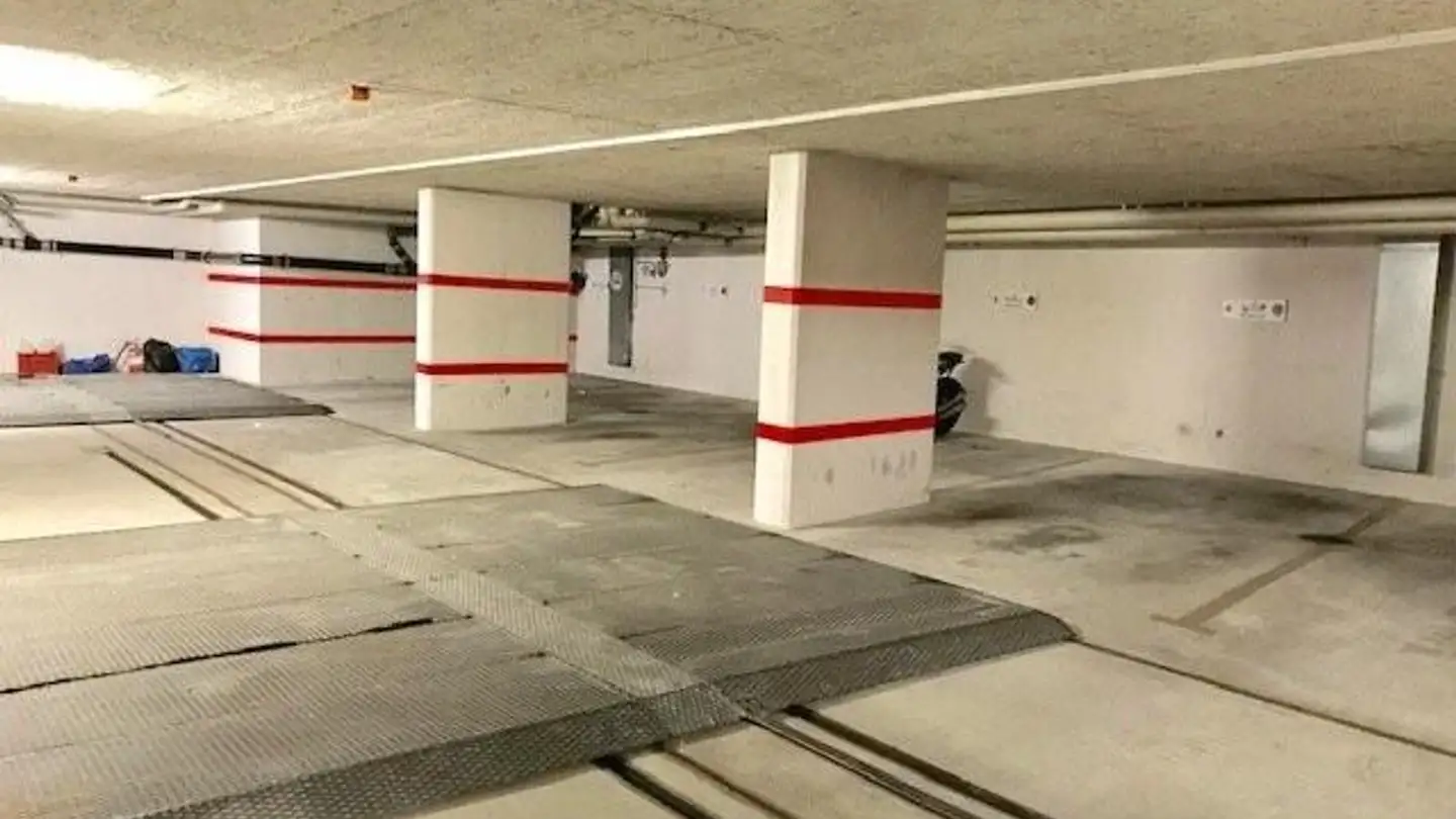 Tiefgaragenstellplatz mieten - Mainaustrasse 41, 8008 Zürich