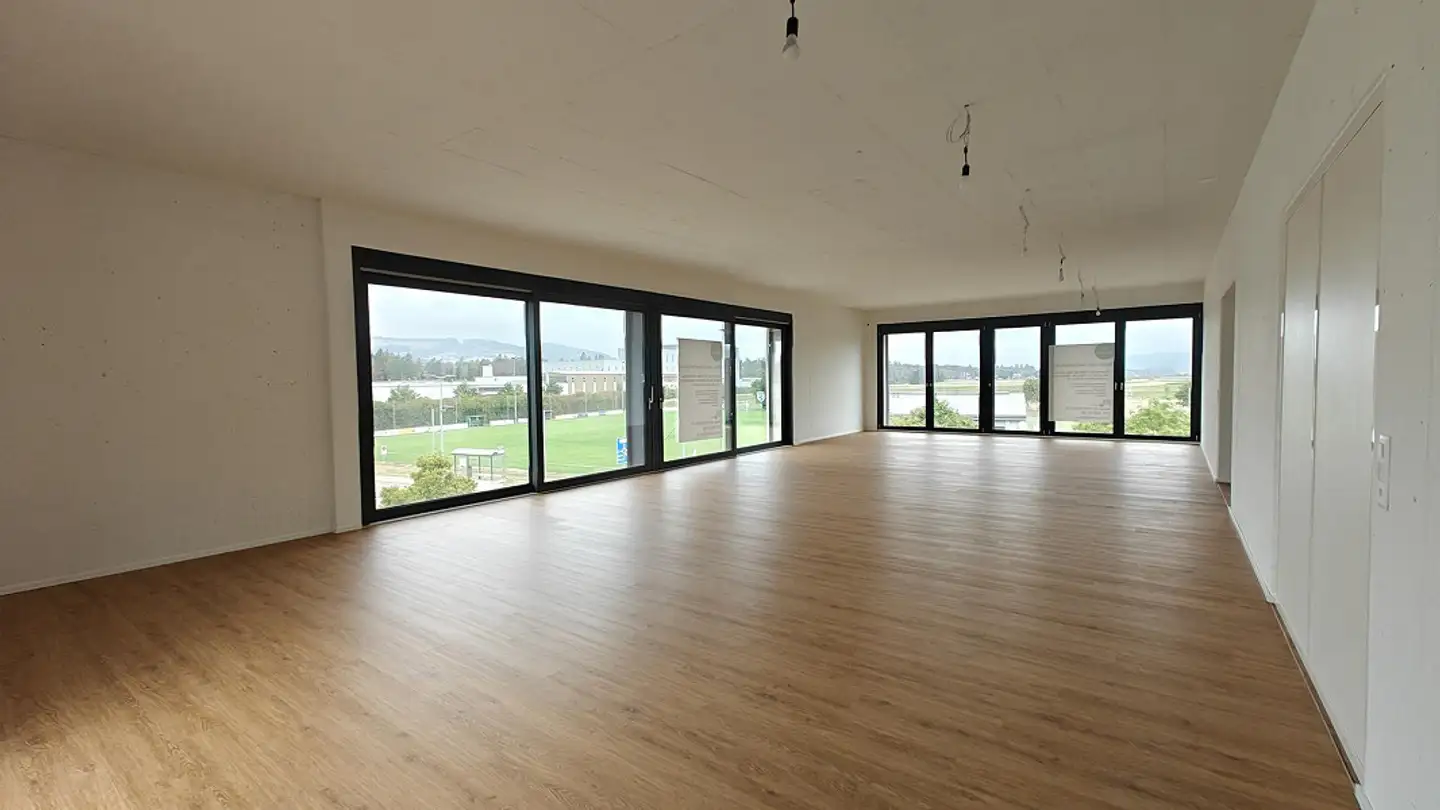 Gewerbe mieten - Wiesenstrasse 2, 5303 Würenlingen - Foto 3