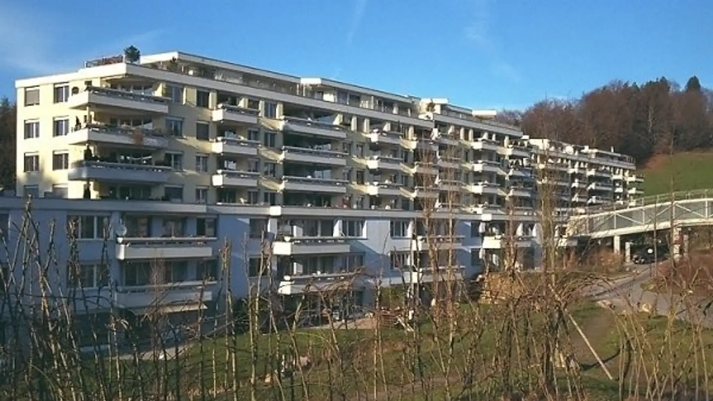 Tiefgaragenstellplatz mieten - Büttenenring, 6006 Luzern