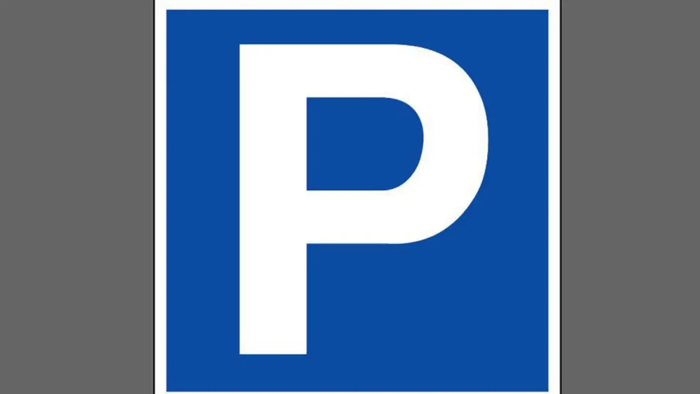 Parcheggio sotterraneo in affitto - Burgstrasse 10a, 8570 Weinfelden