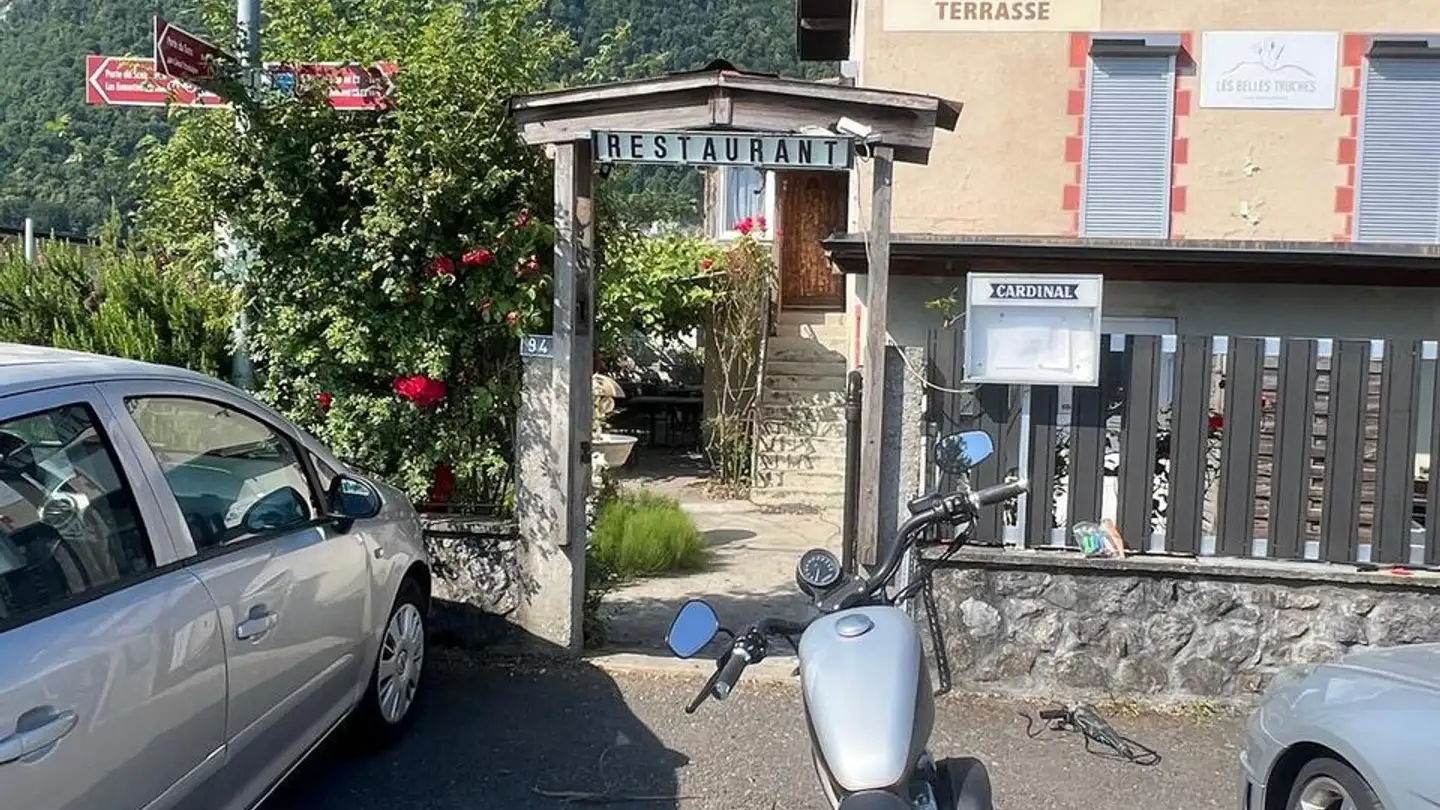 Coffee shop for rent - Route Des Iles 94, 1897 Bouveret