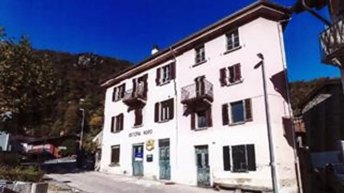 Residential building for sale - Via Alle Torri, 6503 Bellinzona