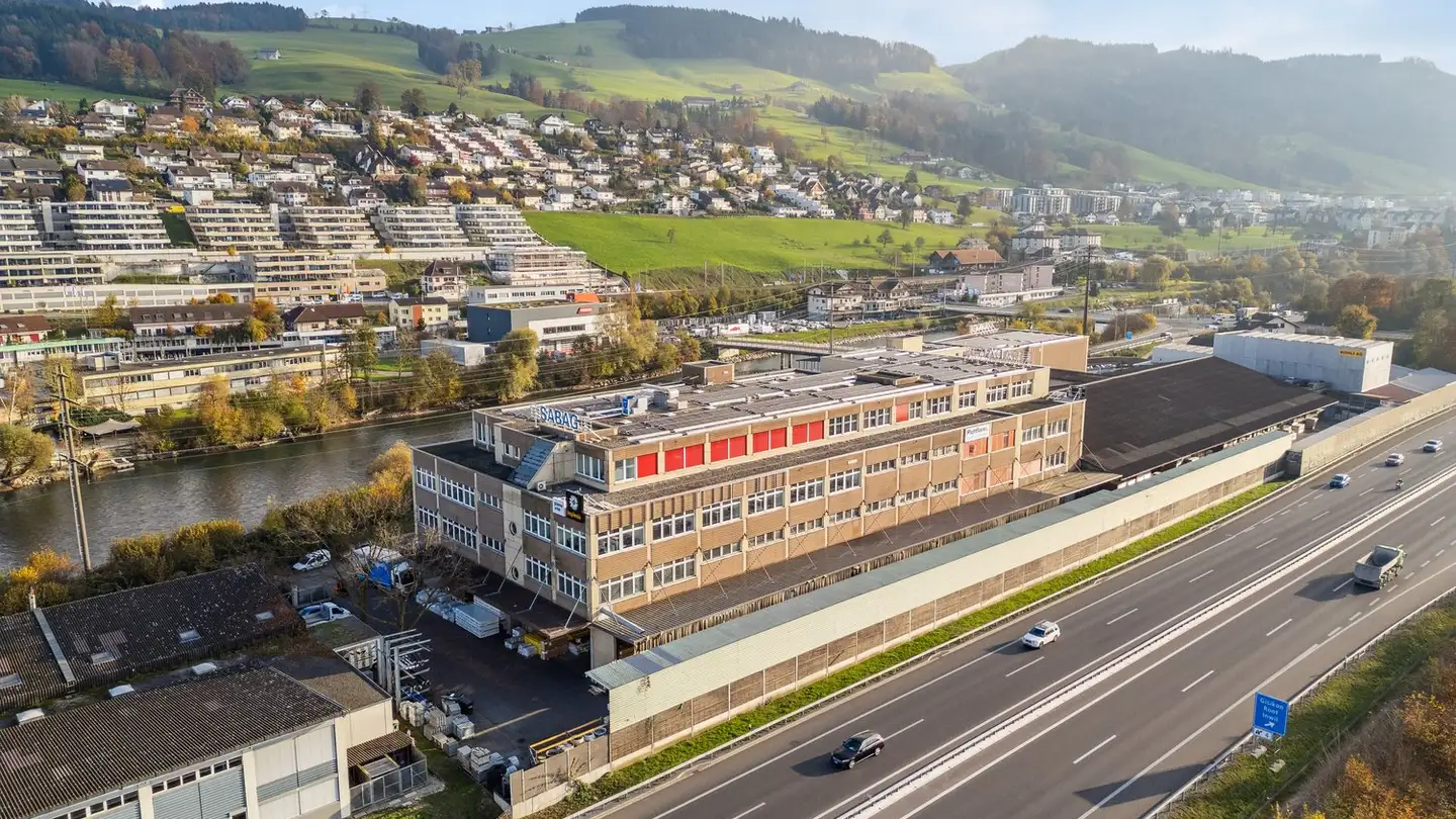 Bürofläche mieten - An Der Reuss 5, 6038 Gisikon