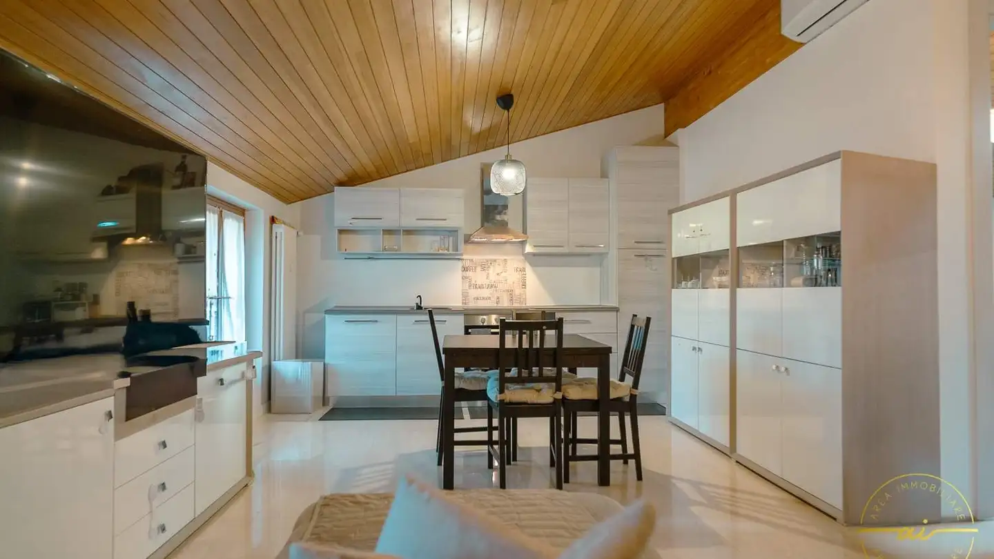 Attique à vendre - 6852 Genestrerio