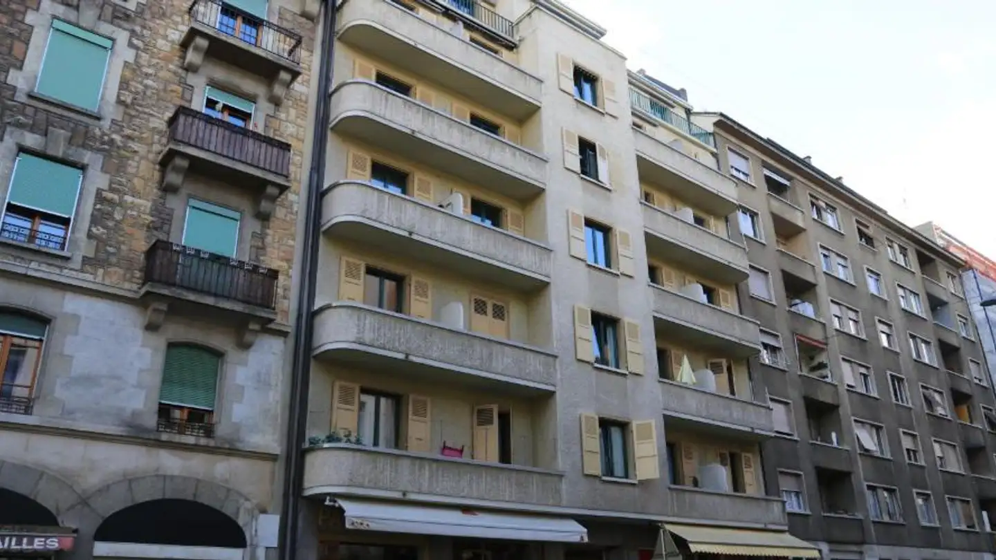 Single garage for rent - Rue du Beulet 5, 1203 Genève