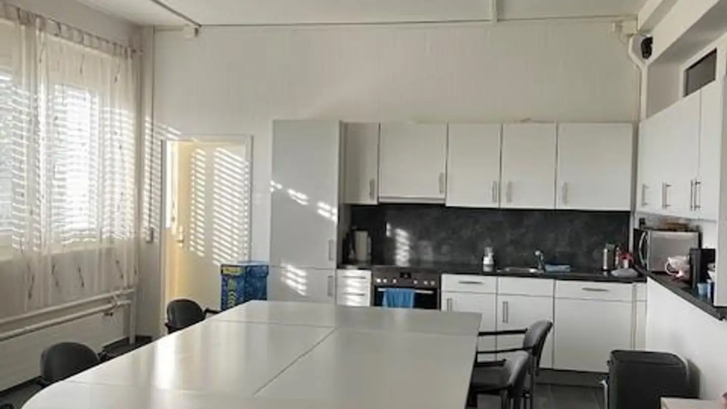 Commerciale in affitto - Industriestrasse 50, 4657 Dulliken
