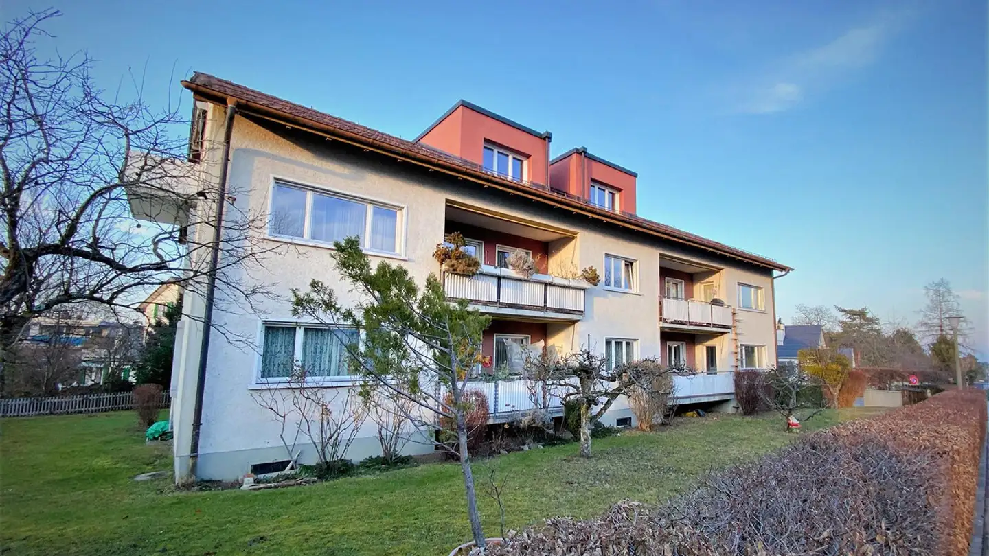 Appartement à louer - Lohzelgstrasse 3, 8118 Pfaffhausen