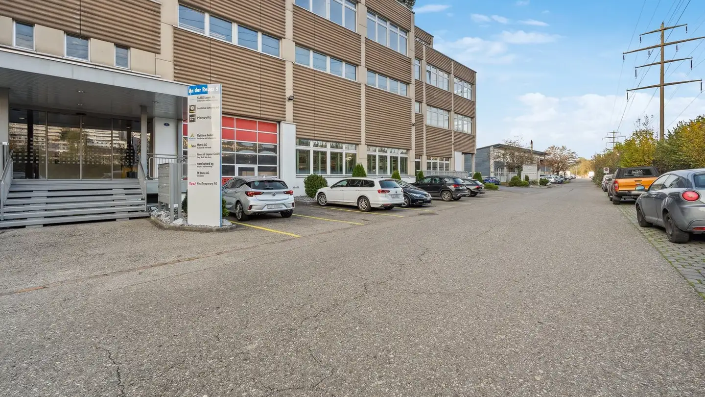Bürofläche mieten - An Der Reuss 5, 6038 Gisikon - Foto 2