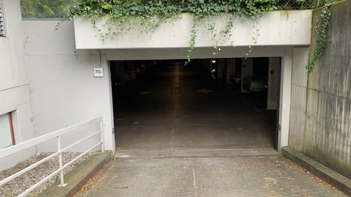 Underground parking space for rent - Morgenstrasse 70a, 3018 Bern