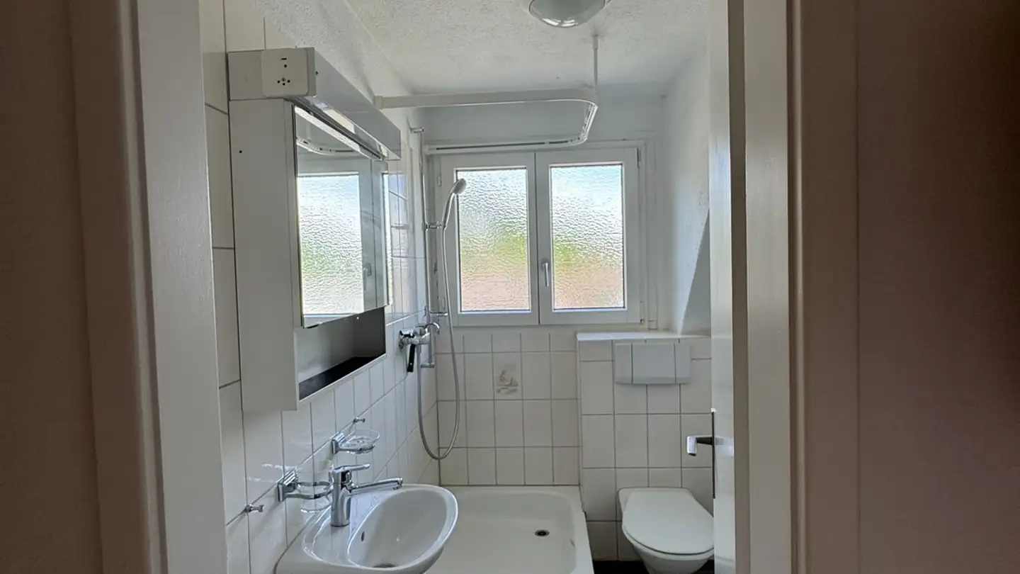 Wohnung mieten - 8134 Adliswil - Foto 2