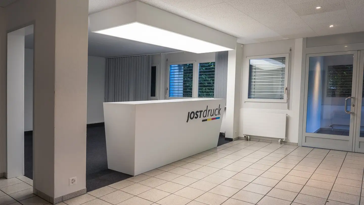 Bureau à louer - Stationsstrasse 5, 3626 Hünibach - Photo 2