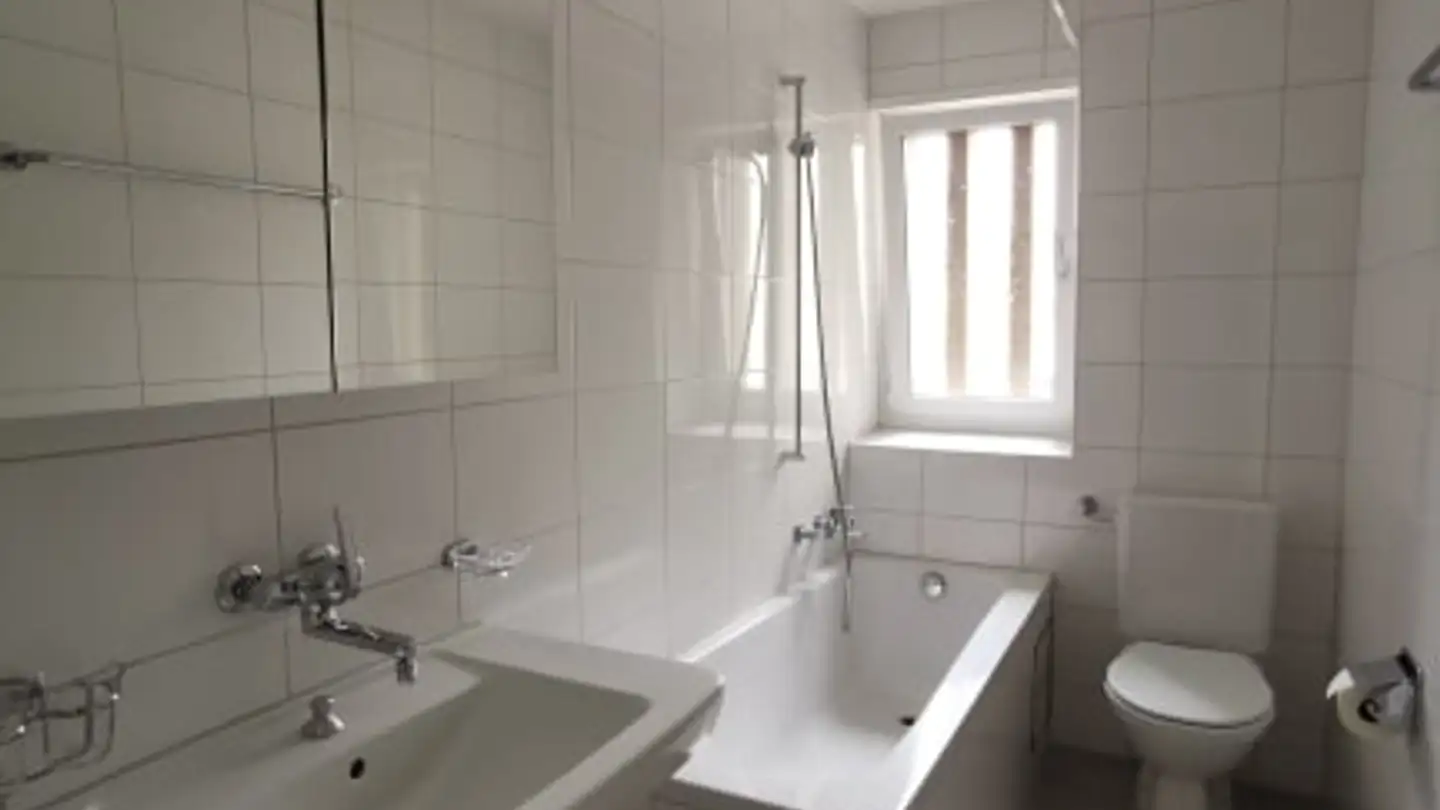 Appartamento in affitto - Adlerfeldstrasse 3, 4402 Frenkendorf - Photo 2