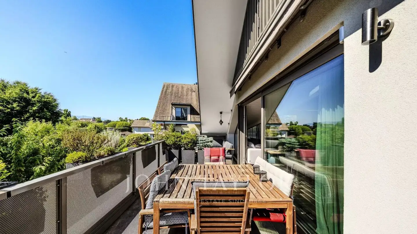 Apartment for sale - 1295 Mies