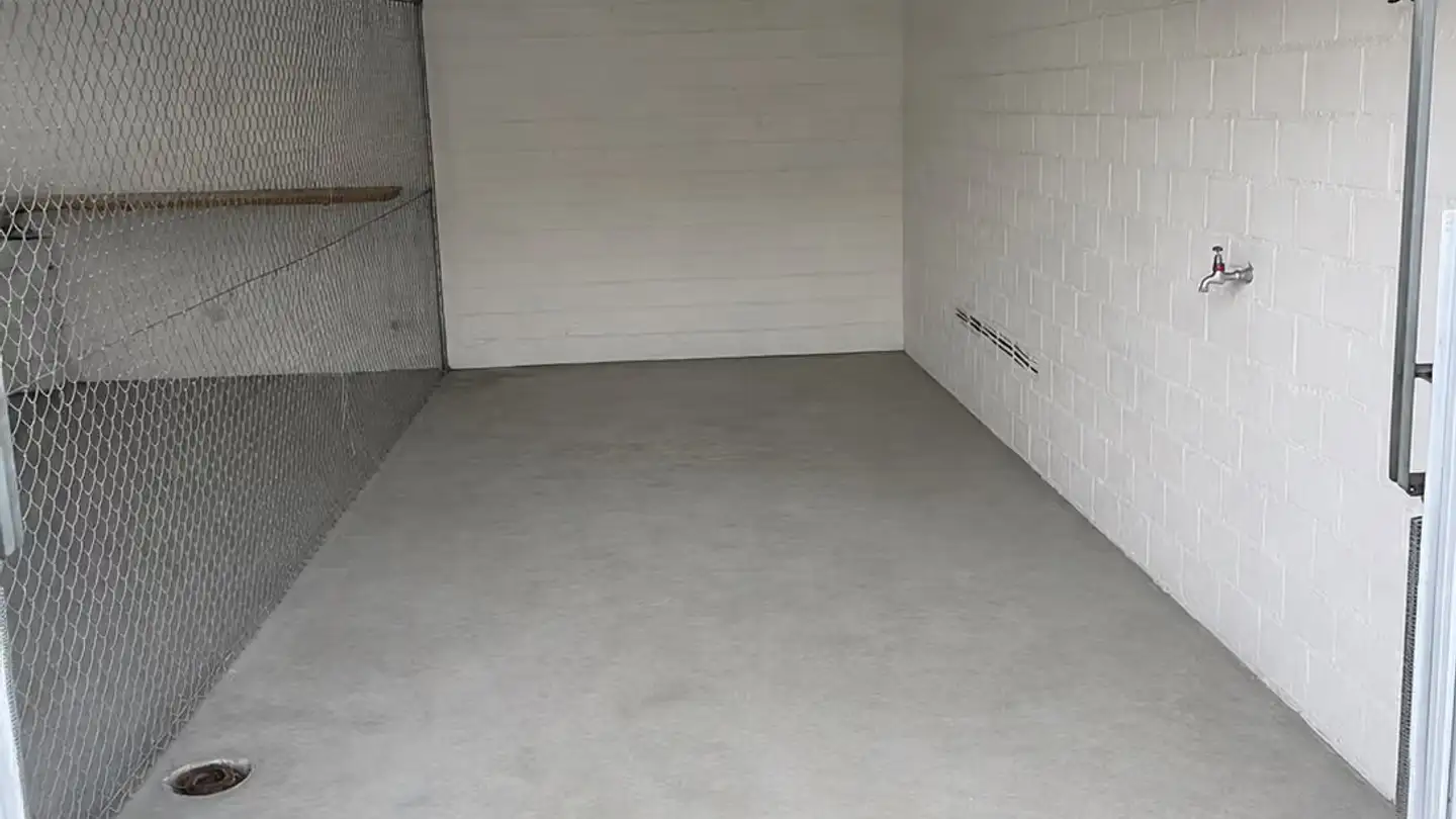 Garage individuel à louer - Bahnhofstrasse 22, 8217 Wilchingen