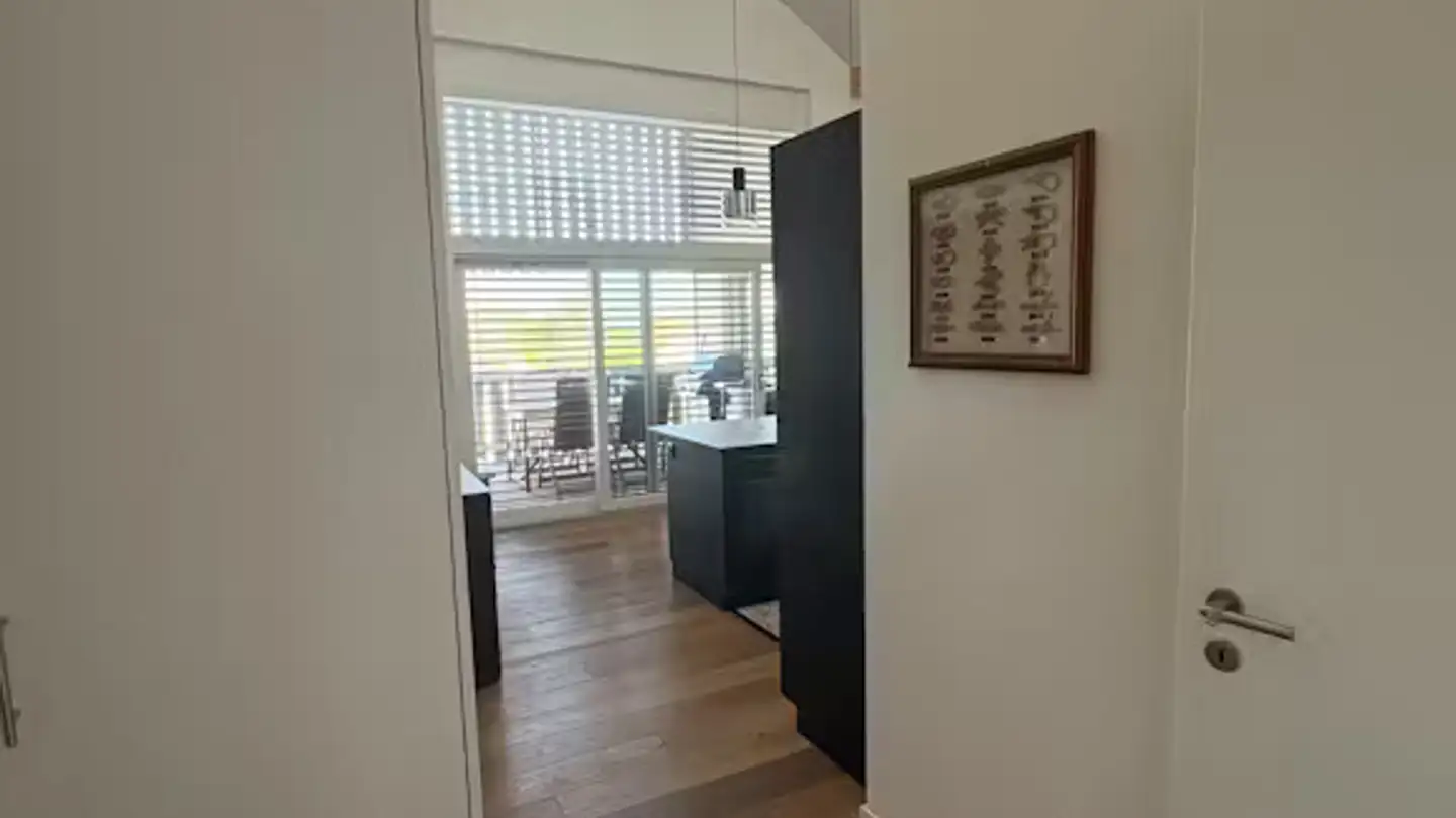 Apartment for rent - Route Du Bas-Du-Village, 1789 Lugnorre - Photo 4