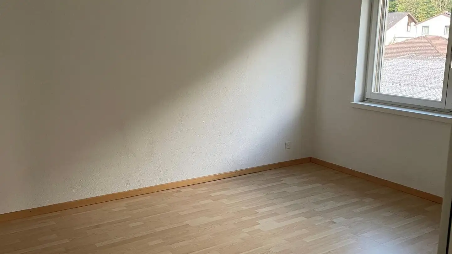 Attic flat for rent - Hardackerstrasse 5, 5301 Siggenthal Station - Photo 3