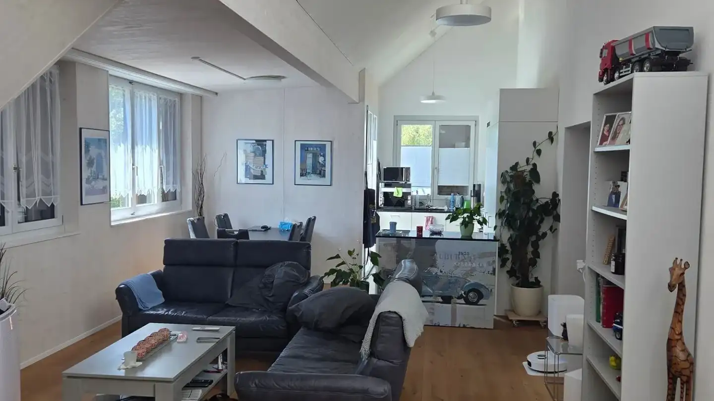 Dachgeschosswohnung mieten - Alti Brugg 1a, 8427 Rorbas - Foto 2