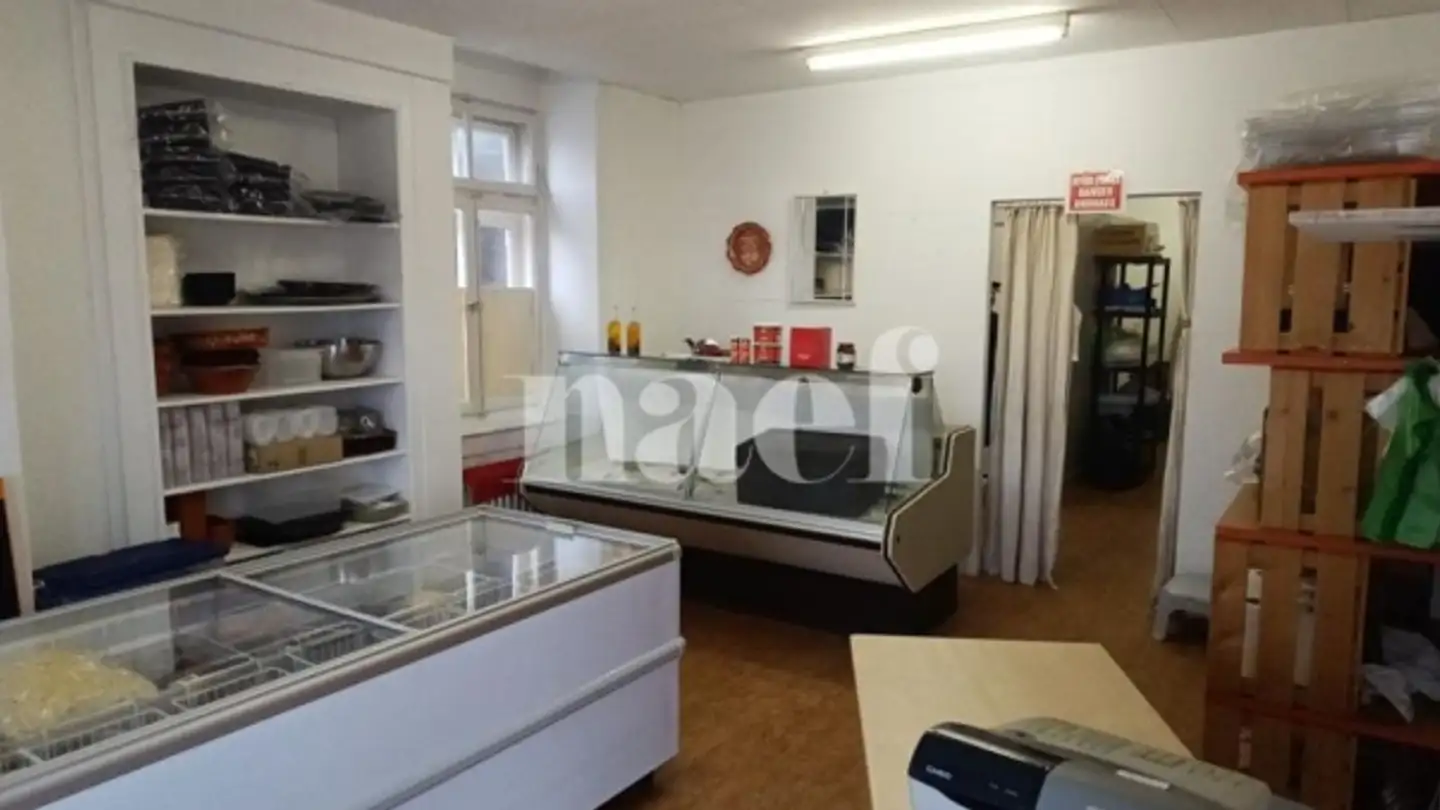 Edificio ad uso misto in affitto - Rue Du 1er Mars 6, 2206 Les Geneveys-sur-Coffrane - Photo 3