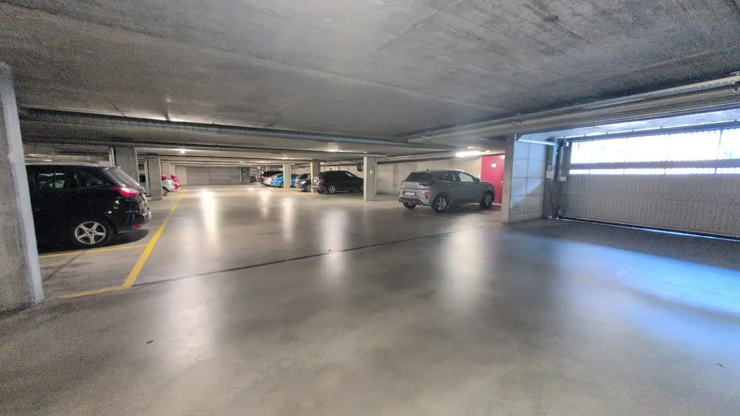 Parkplatz im Freien mieten - Avenue Du Grand-Champsec 20a, 1950 Sion - Foto 4