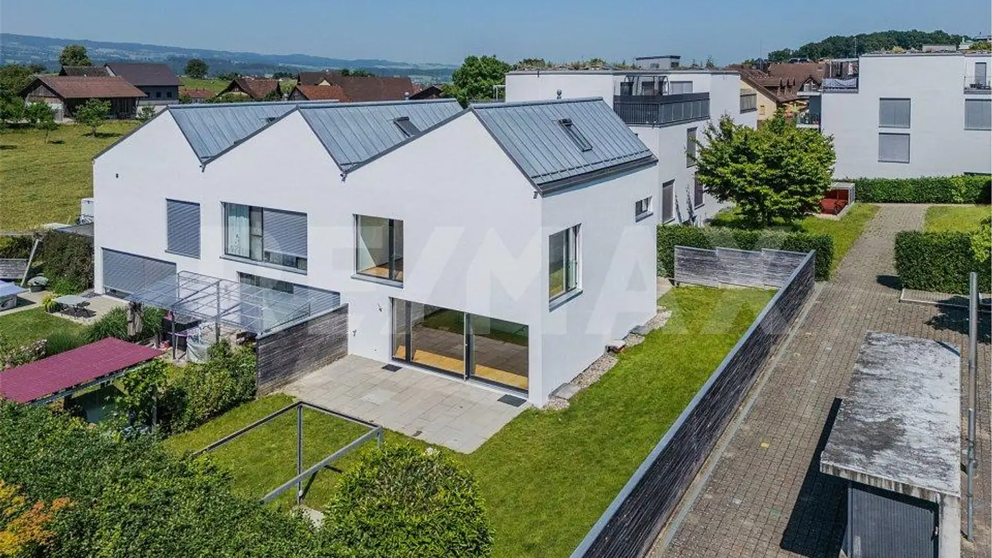 Stepped house for sale - Schützenhausstrasse, 8912 Obfelden