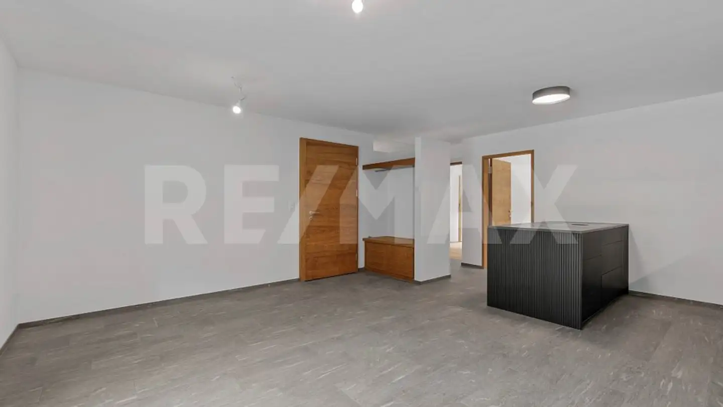 Apartment for sale - 7113 Camuns - Photo 3
