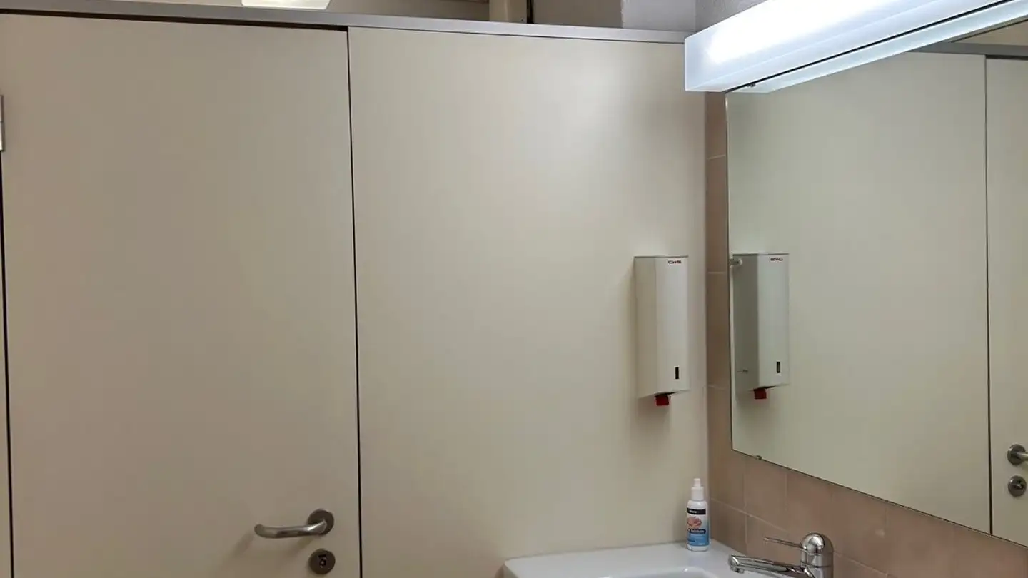 Commerciale in affitto - Lagerhausstrasse 1, 4500 Solothurn - Photo 4