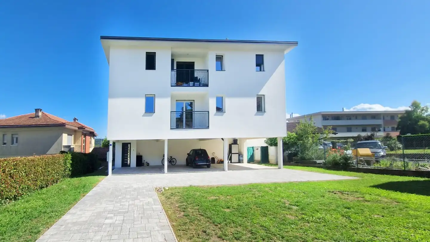 Appartement à louer - 6854 S. Pietro